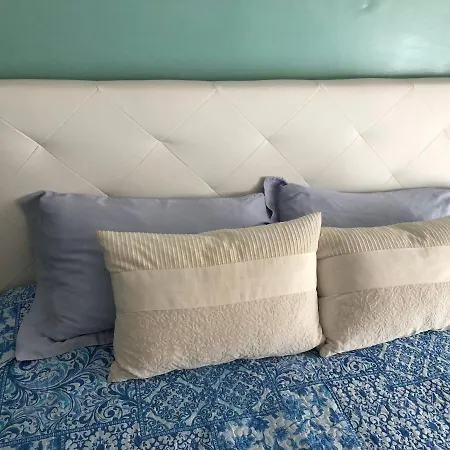 Apartment Bubblehouse